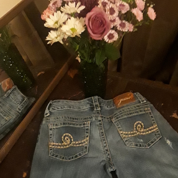 Seven7 Denim - 🍀Seven7 Jean's Distressed Bootcut